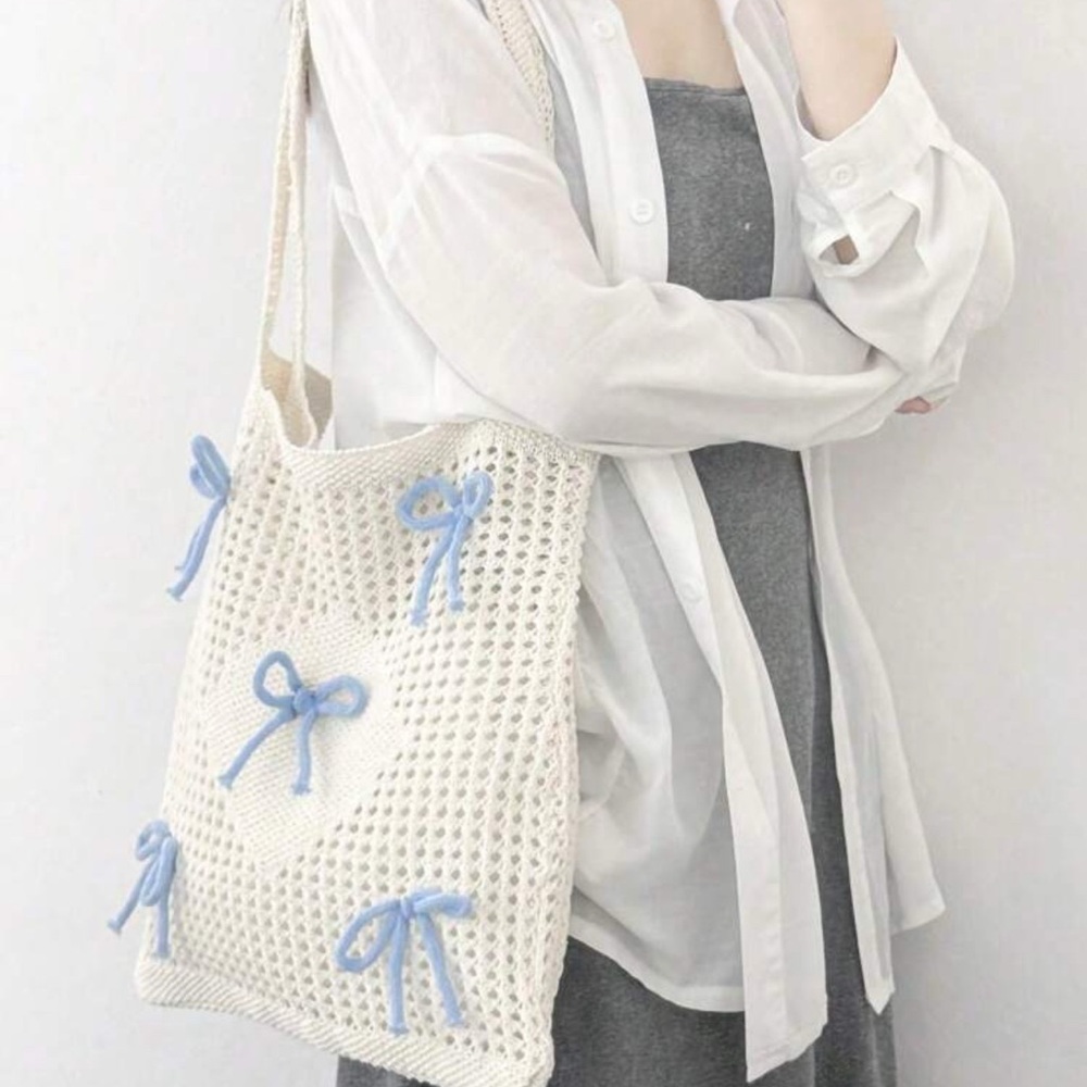 Women's Minimalist Large Capacity Bow Handbag And Travel Tote Bag